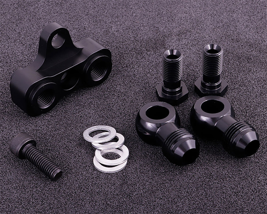 MaxxECU 2032 oil cooler adapter for BMW 335i, M3, M4 DCT gearboxes with AN-8 fittings