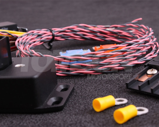 Moduł MaxxECU 942 PWM (pulse-width modulation) z zestawem montażowym