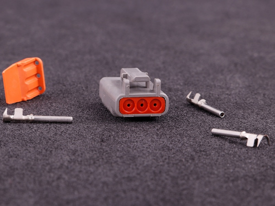 MaxxECU 1909 Connector 3-way socket housing DTM06-3S