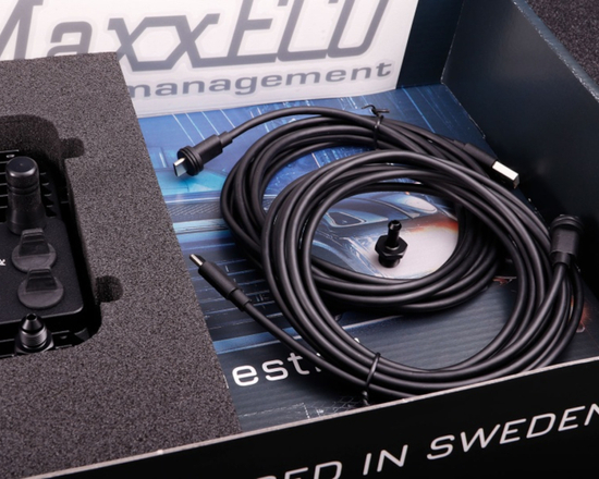Komputer standalone MaxxECU GEN2 TRACK 2543 (z podstawowymi akcesoriami)