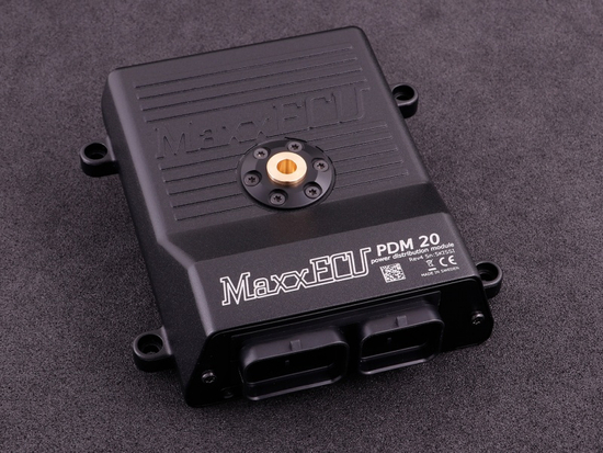MaxxECU 2002 PDM20 power distribution module (with accessories)