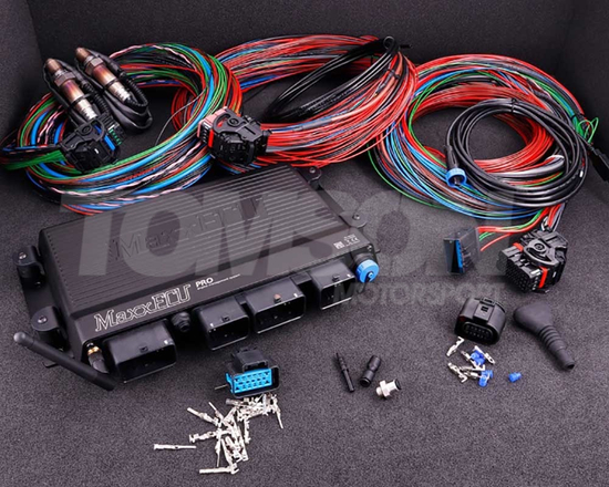 MaxxECU PRO 1624 standalone computer (premium version with connectors, harness, wideband LSU 4.2 O2 sensor and accessories)