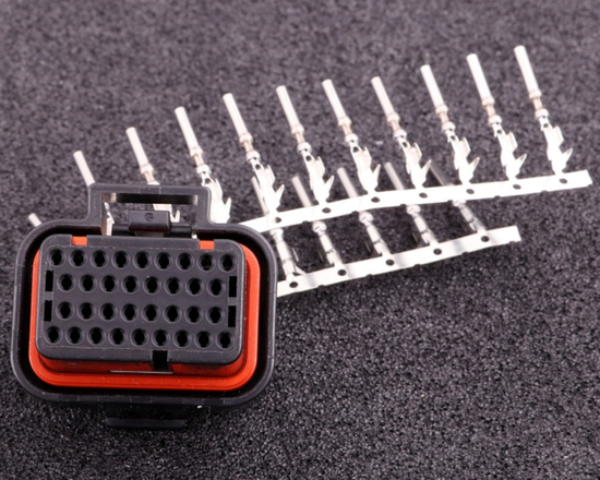 MaxxECU 2525 connector for standalone MaxxECU GEN2 TRACK ECU's (connector 3) (34-pin superseal 1.0)
