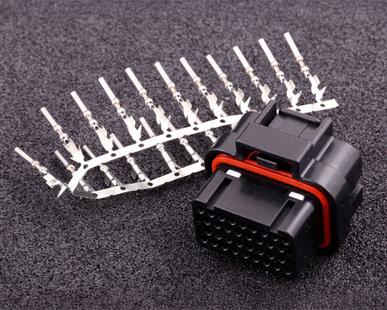 Wtyczka MaxxECU 2417 do komputerów MaxxECU GEN2 Race (connector 2) (34-pin superseal 1.0)